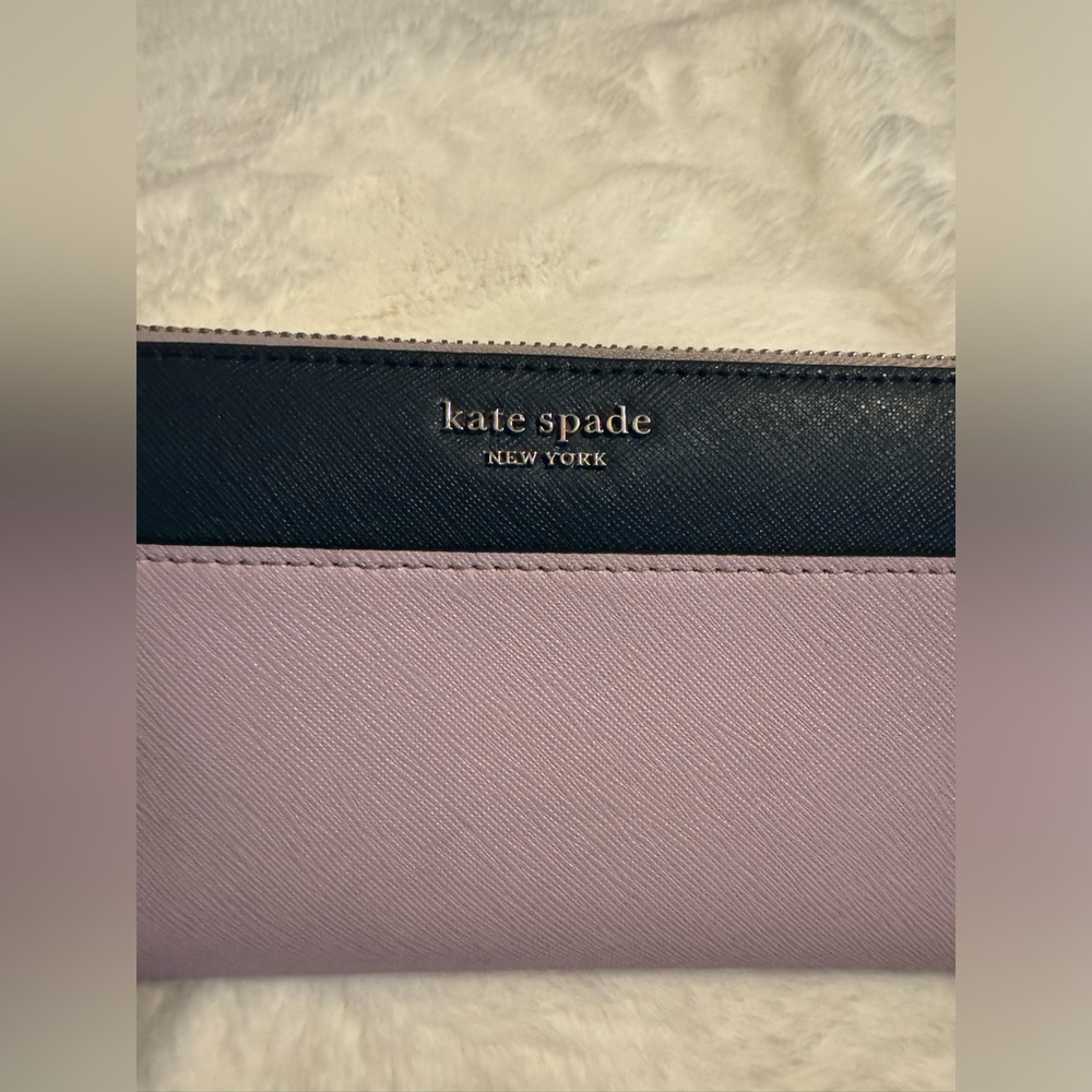 Kate Spade wallet 😍